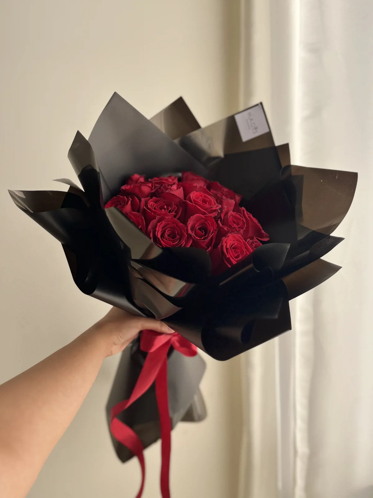 بوکت‌ رزهلندی ۲۰ شاخه