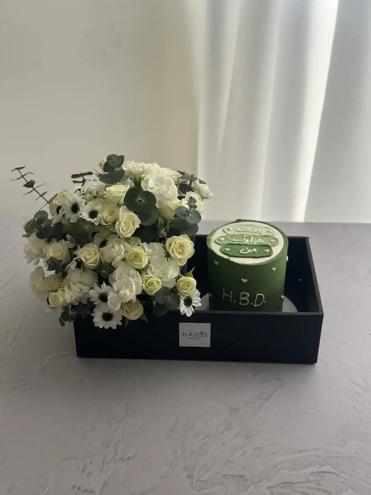 گل و کیک ترکیبی نعنایی
