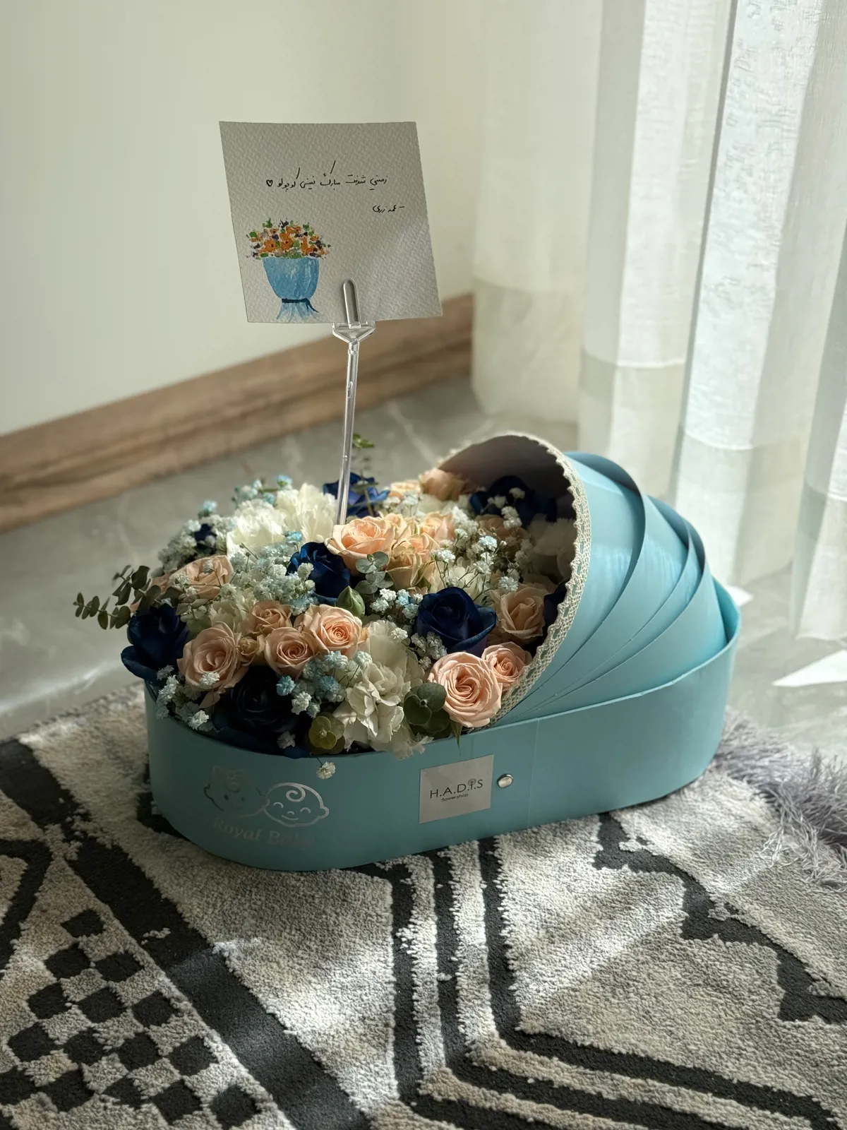 باکس گل نوزاد آبی